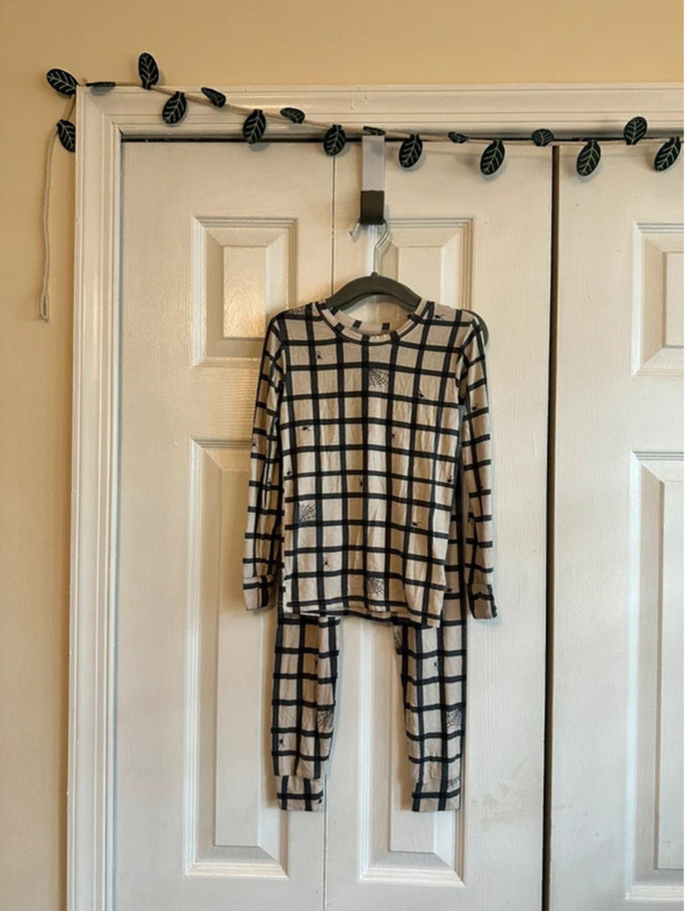 Bamboo Halloween pajamas, size 5T.